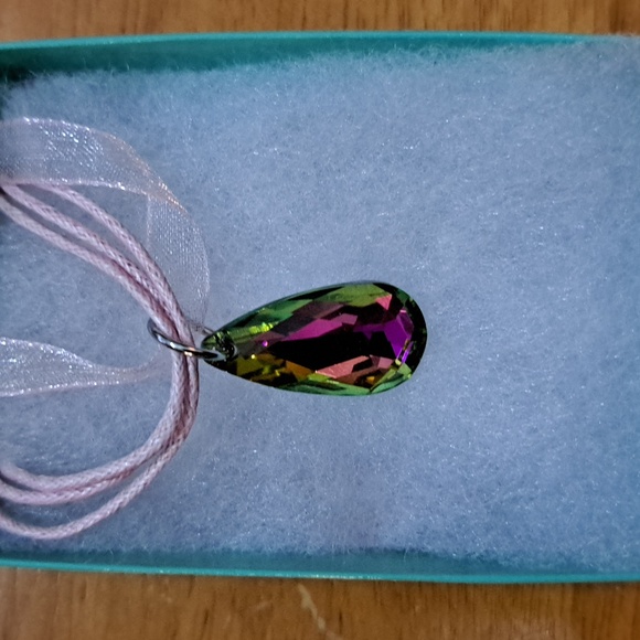 Springtime Rose Crystal Marquise Necklace - Picture 3 of 6